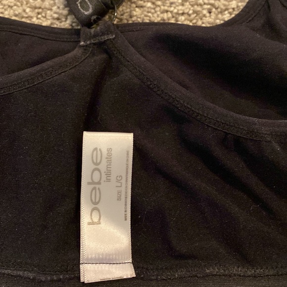 2 sports bras Bebe & New Balance - Picture 6 of 8